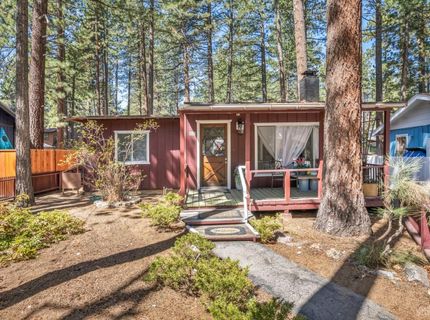 1084 Juniper Avenue, South Lake Tahoe, CA 96150 Photo