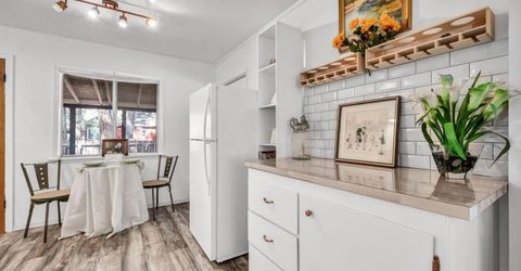 1084 Juniper Avenue, South Lake Tahoe, CA 96150 Photo