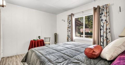 1084 Juniper Avenue, South Lake Tahoe, CA 96150 Photo