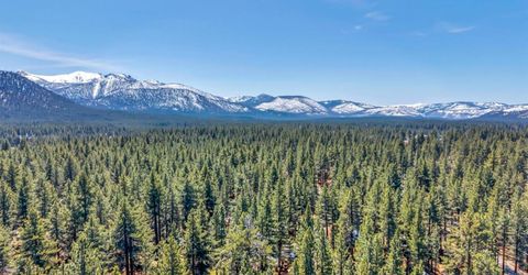 1084 Juniper Avenue, South Lake Tahoe, CA 96150 Photo