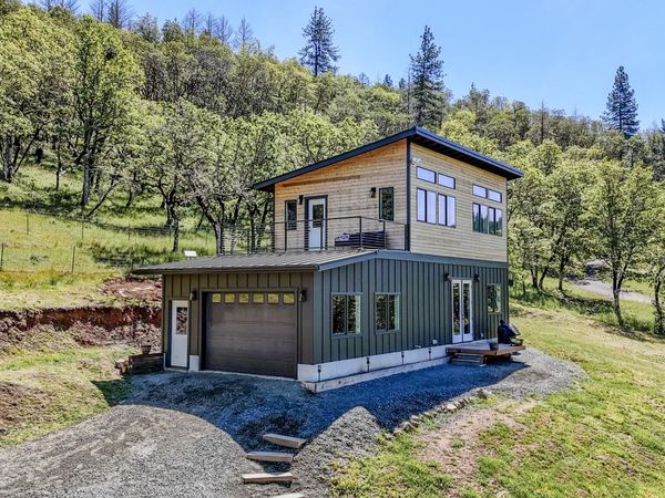 1545 Hwy 238, Jacksonville, OR 97530