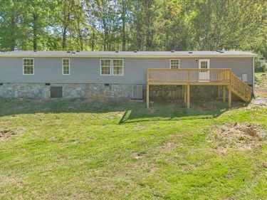 2781 Johnson School Road, Thaxton, VA 24174