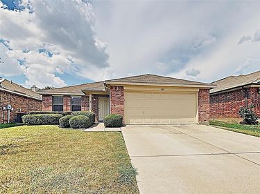5117 Meridian Lane, Fort Worth, TX 76244