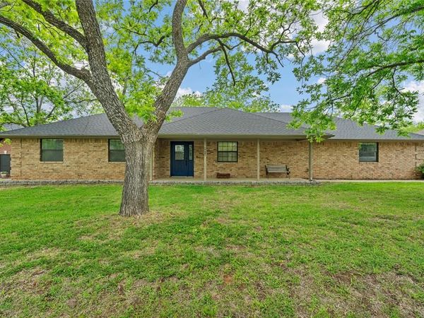 9616 Monticello Drive, Granbury, TX 76049