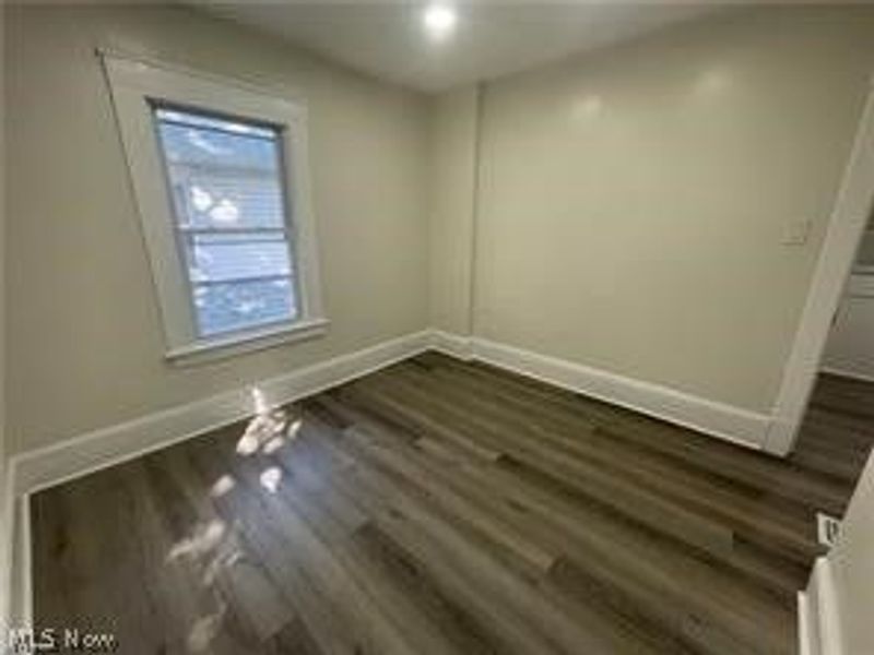 10404 South Boulevard, Cleveland, OH 44108 Photo 21