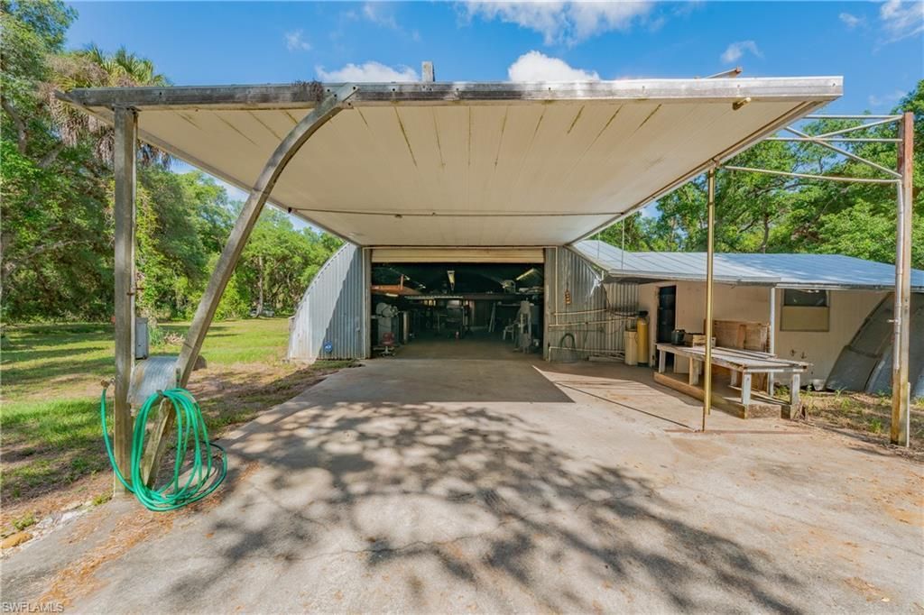 1040 Kirby Thompson Rd, Fort Denaud, FL 33935 Photo