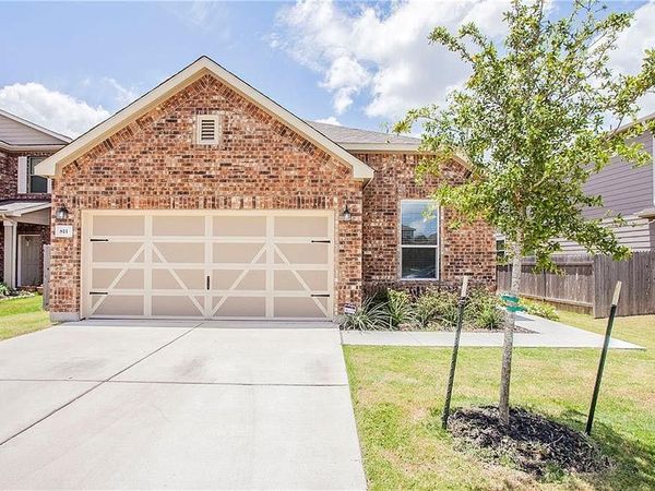 811 Sawbuck DR , Pflugerville, TX 78660
