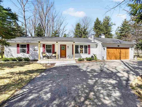 8945 Mercer, Charlevoix, MI 49720