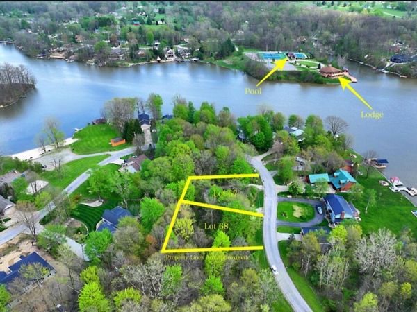 67-68 Candlewood Drive, Unit 67, Mount Gilead, OH 43338