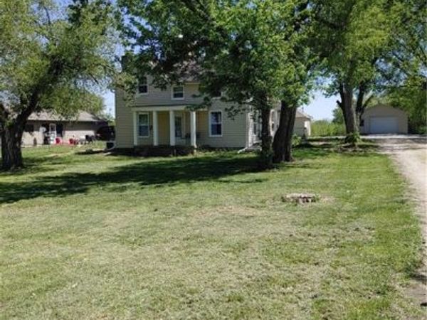 1403 FRAZIER Street, Valley Falls, KS 66088