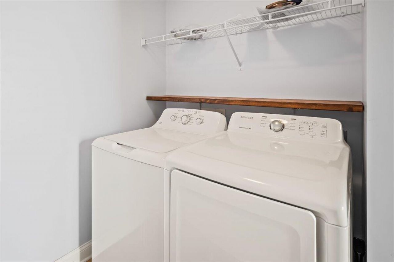 1917 Gammon Street Photo 17