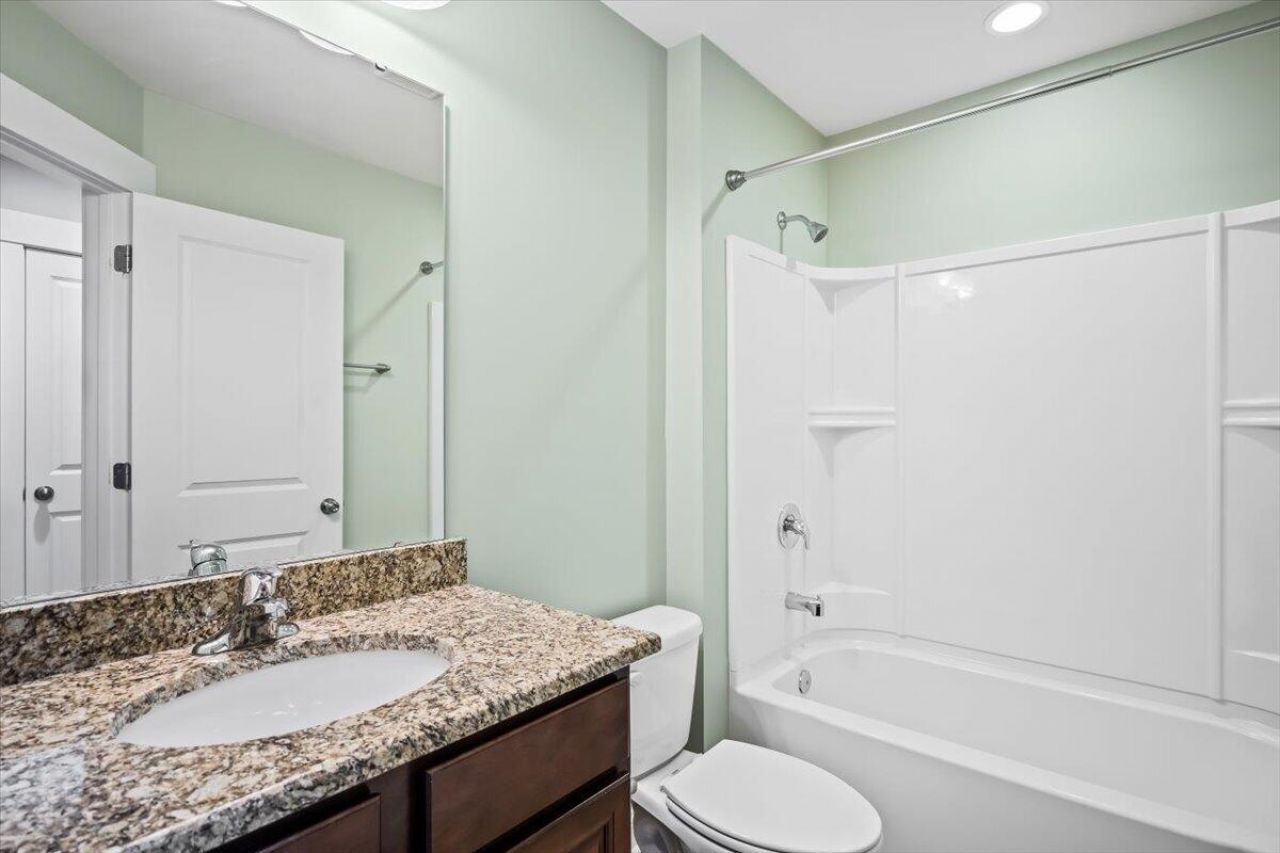 1917 Gammon Street Photo 18