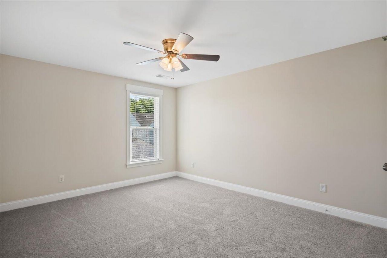 1917 Gammon Street Photo 19