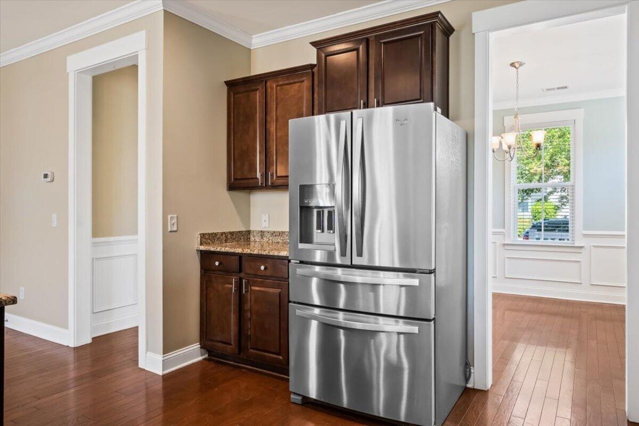 1917 Gammon Street Photo 28