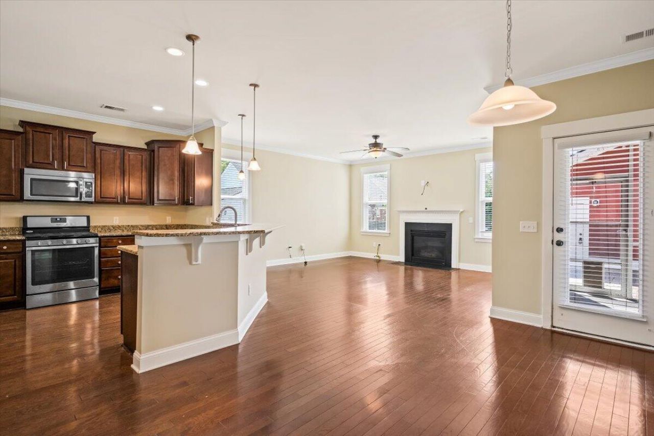 1917 Gammon Street Photo 32