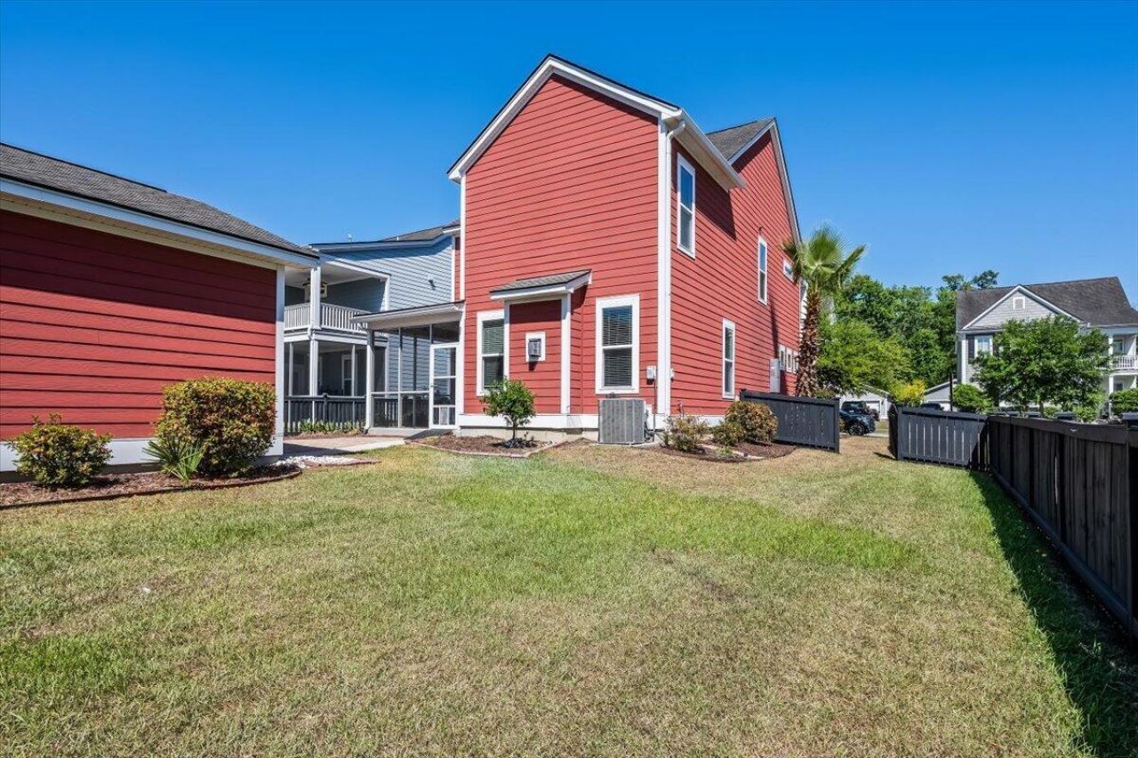 1917 Gammon Street Photo 6