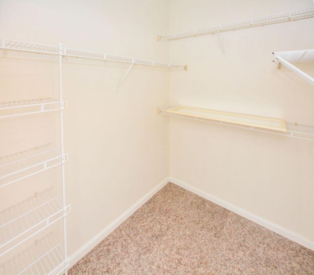 700 Daniel Ellis Drive Photo 17