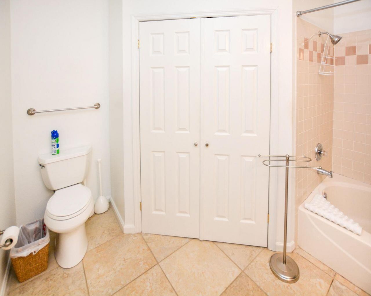 700 Daniel Ellis Drive Photo 18