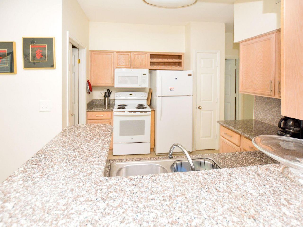 700 Daniel Ellis Drive Photo 4