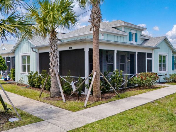484 Landshark Boulevard, Daytona Beach, FL 32124