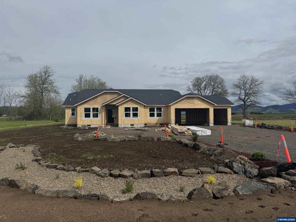 348 E Kisling Av, Brownsville, OR 97327