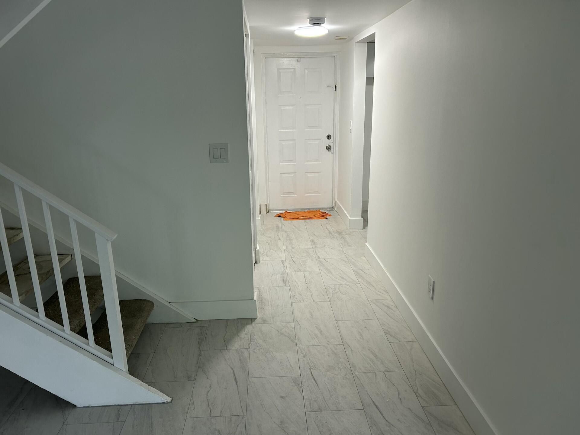 701 N Pine Island Road, Unit 304, Plantation, FL 33324 Photo