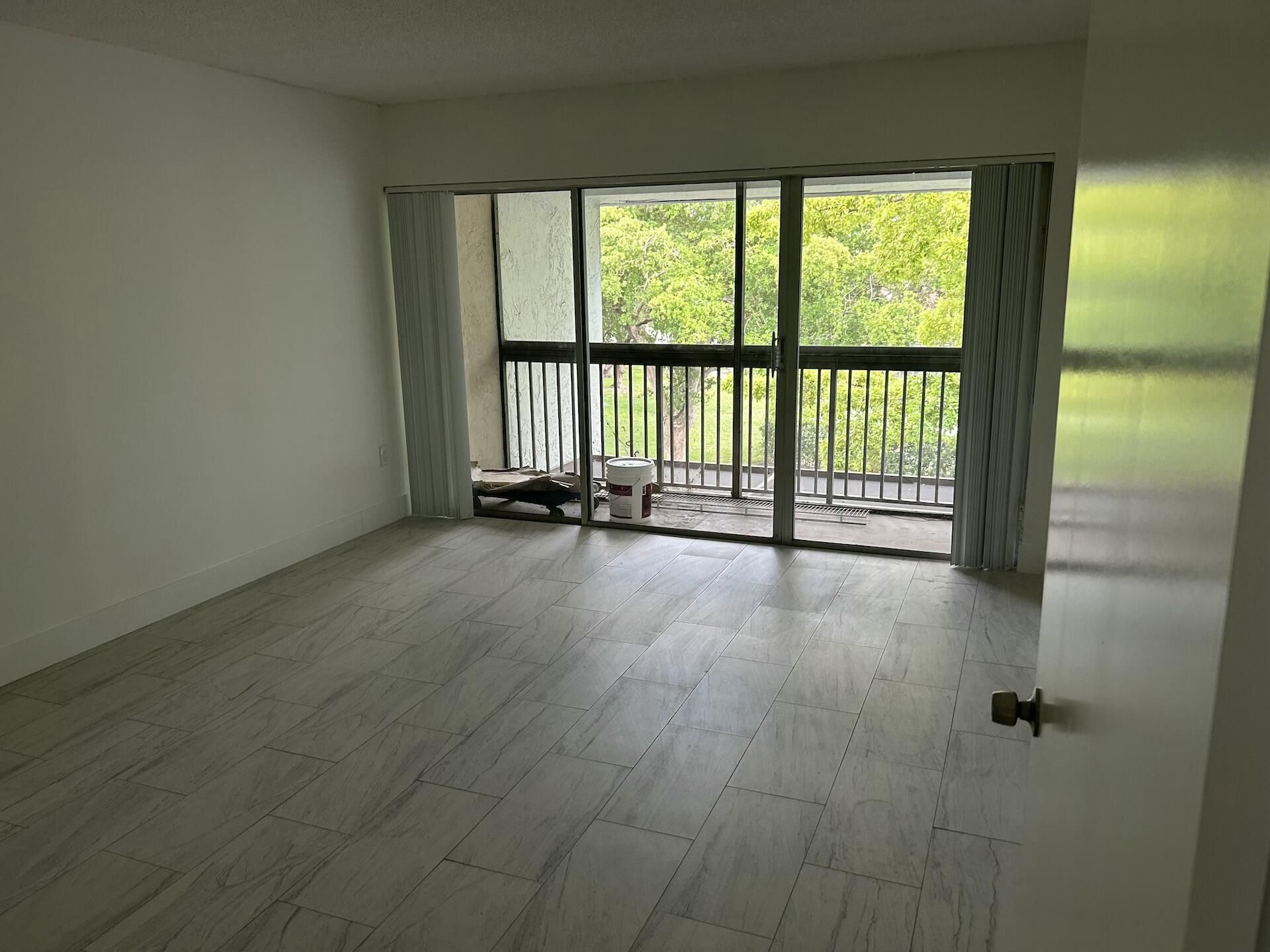 701 N Pine Island Road, Unit 304, Plantation, FL 33324 Photo