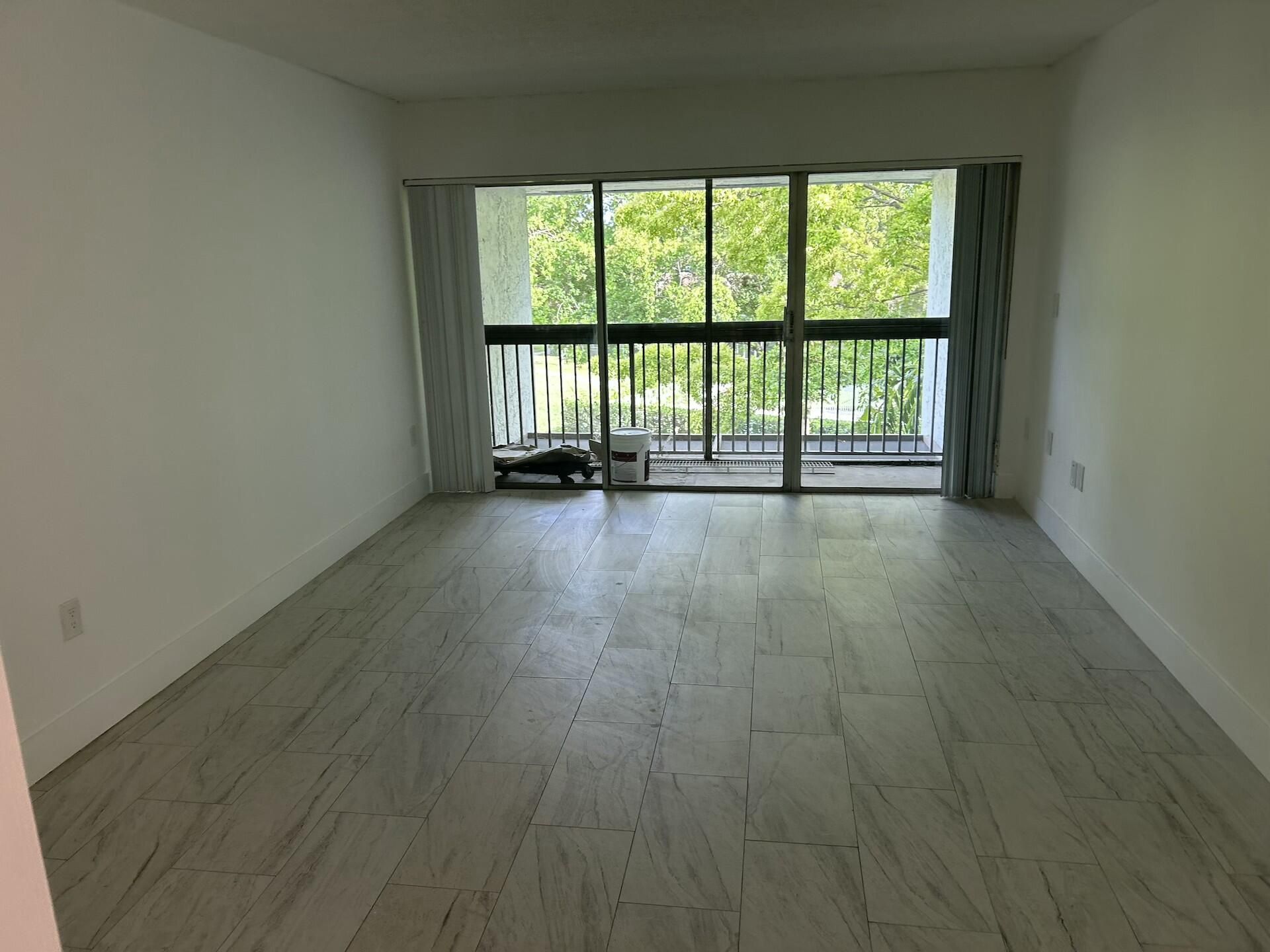 701 N Pine Island Road, Unit 304, Plantation, FL 33324 Photo