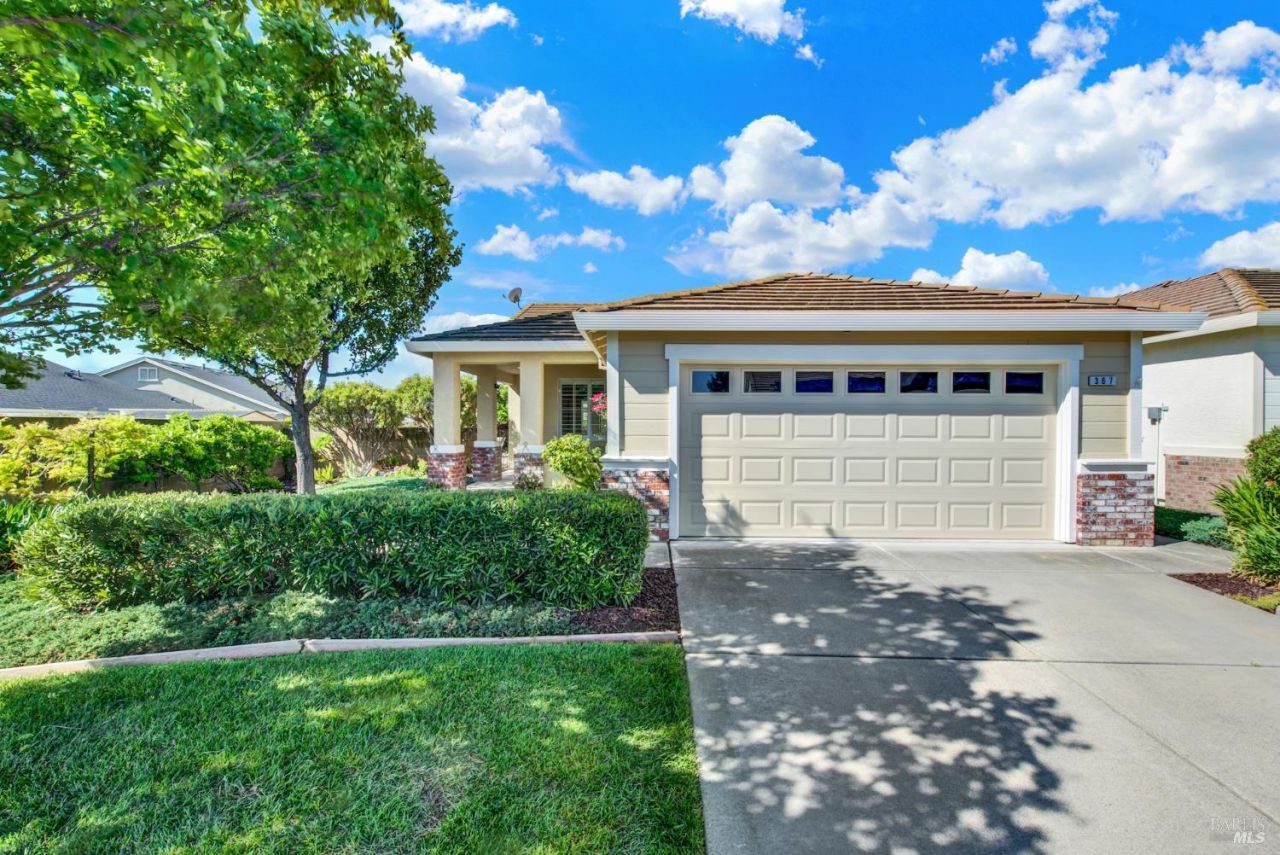 367 Bartlett Lane, Vacaville, CA 95687 Main Photo