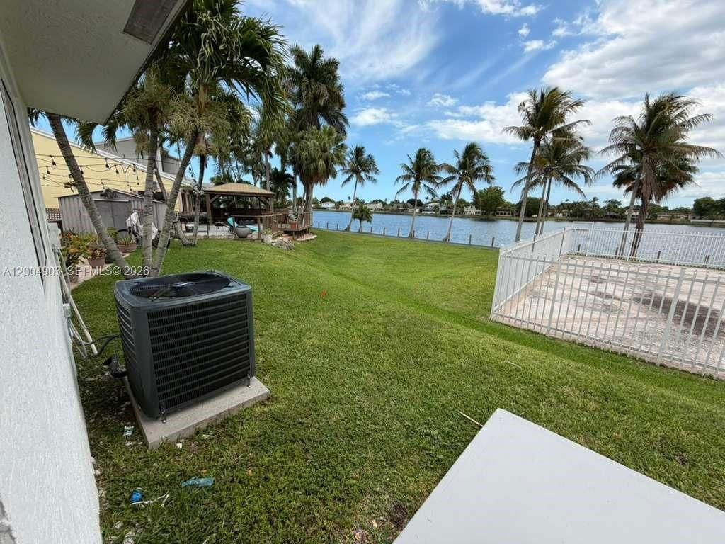9928 SW 218th Ter, Cutler Bay, FL 33190 Photo