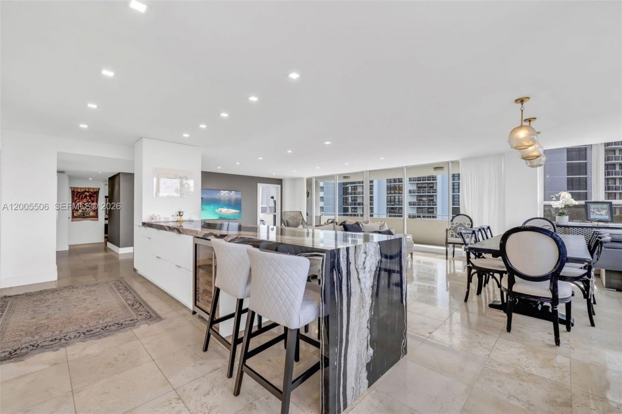 11 Island Ave , Unit 411, Miami Beach, FL 33139 Photo