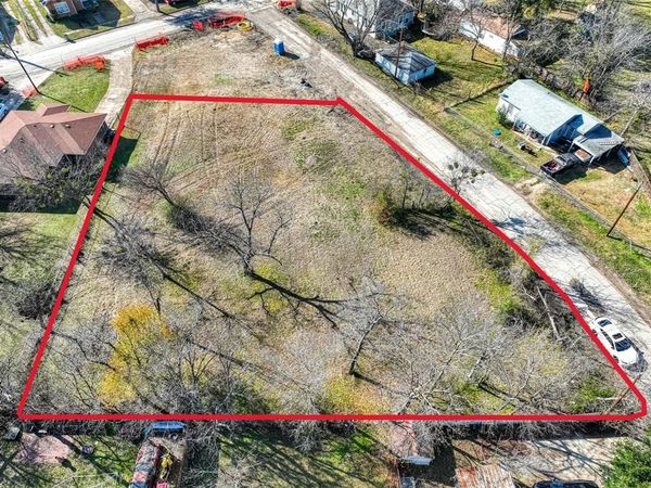 401 Greenwood Street , Terrell, TX 75160