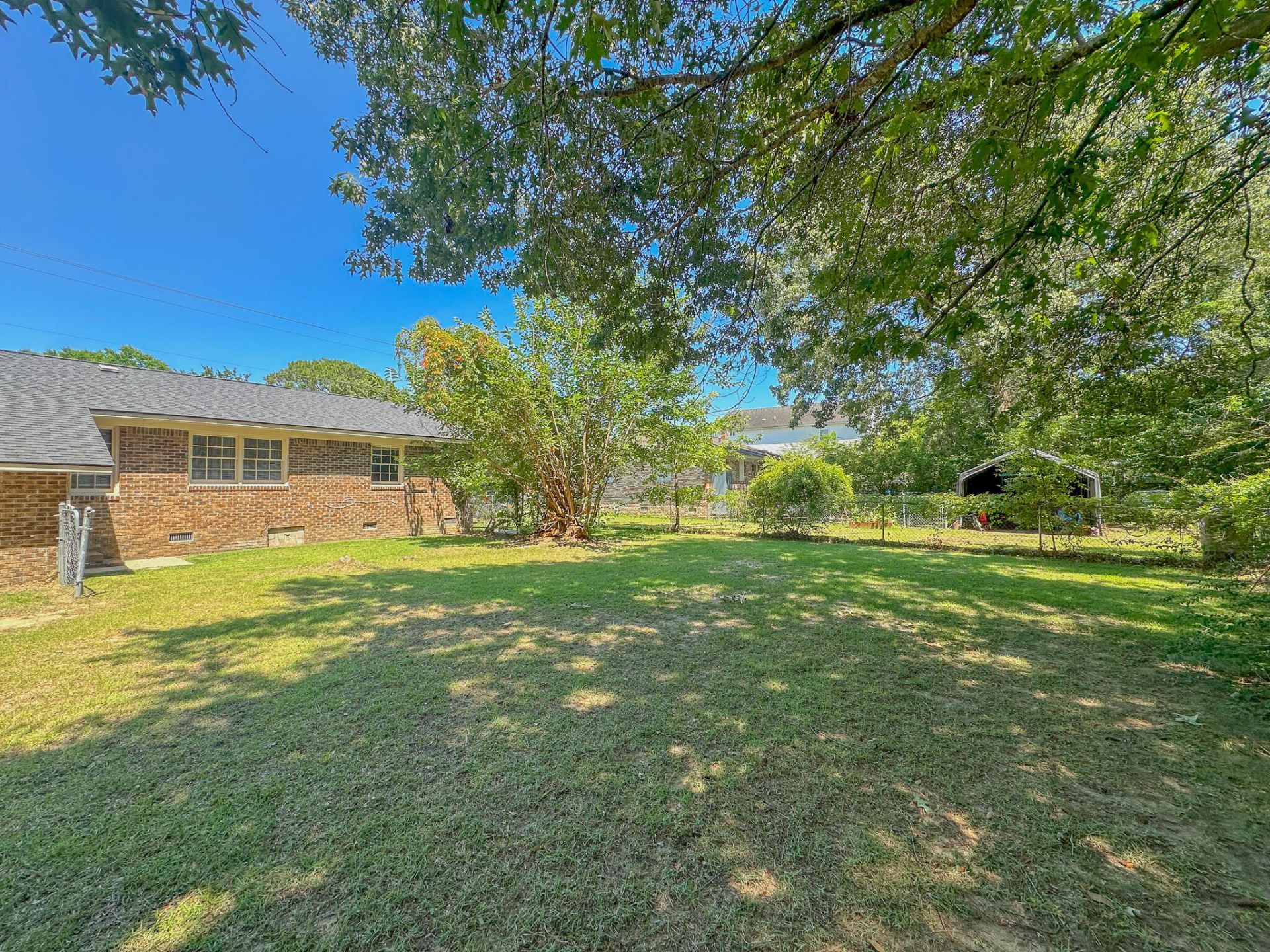 1045 Harborview Road Photo 14