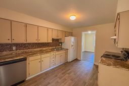 1045 Harborview Road photo 4
