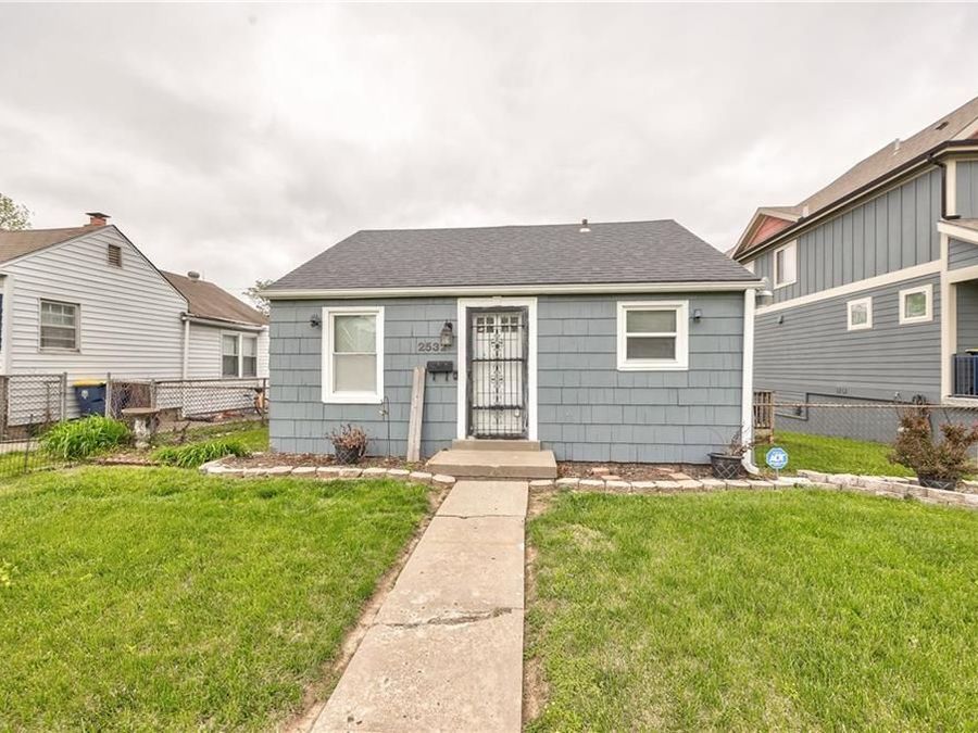 Property Image 1