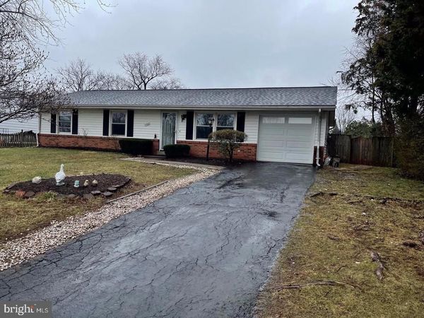 1100 N STERLING BOULEVARD, STERLING, VA 20164