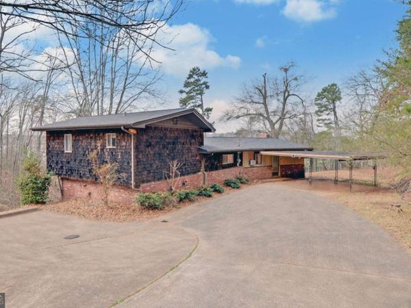 2290 Boy Scout Camp Road, Gainesville, GA 30501