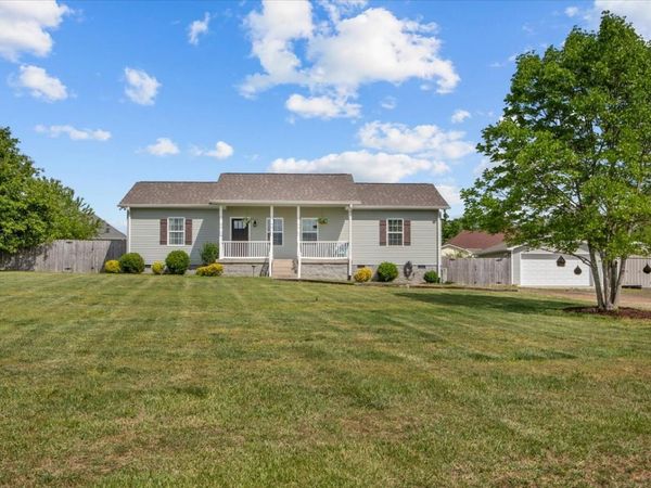 17041 Pond Cir , Bon Aqua, TN 37025