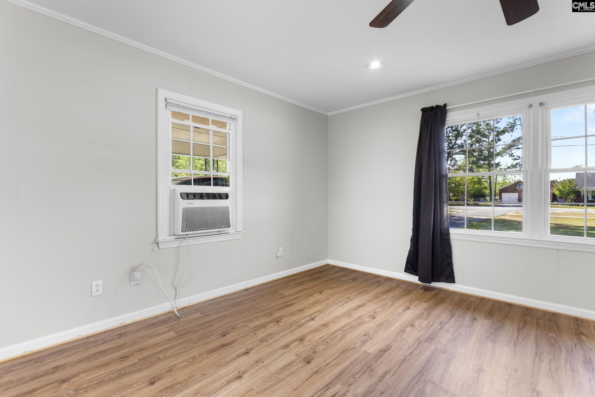 607 E Hampton  Photo 9