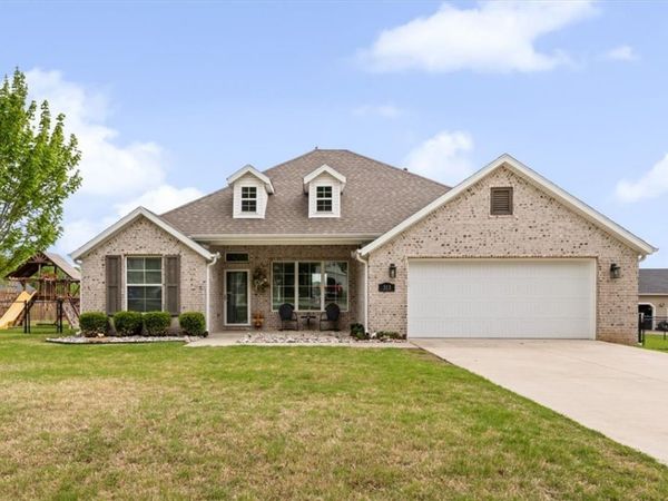 313 W Bush Street , Prairie Grove, AR 72753