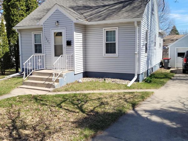 1221 Irving Street, Alexandria, MN 56308