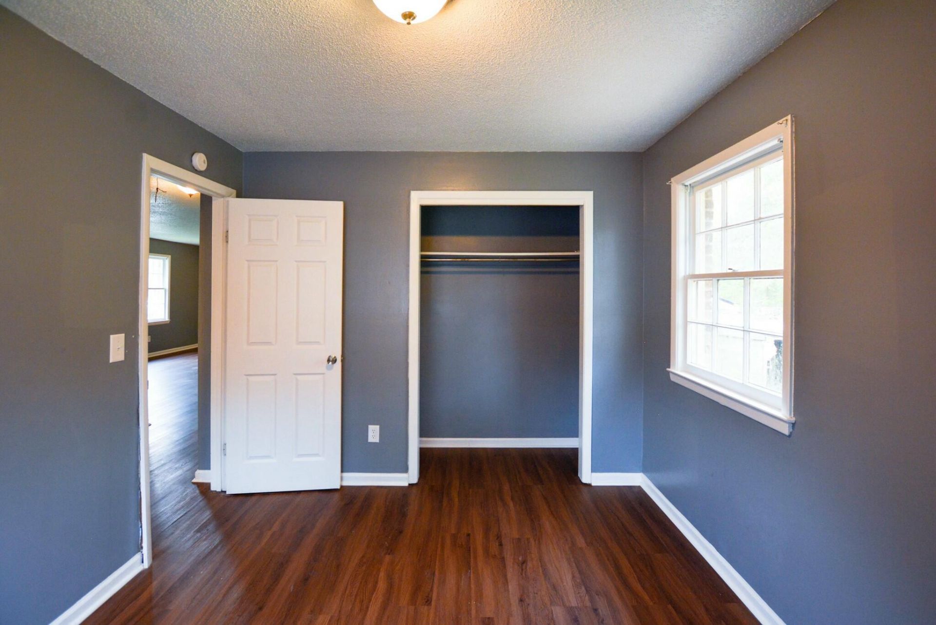 1045 Harborview Road Photo 14