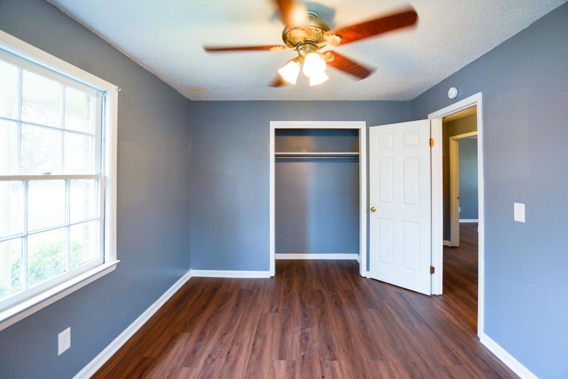 1045 Harborview Road Photo 15