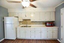 1045 Harborview Road photo 4