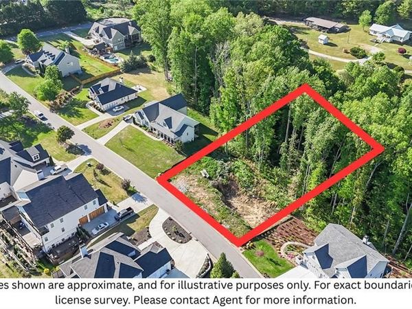 9535 Enclave Lane , Gainesville, GA 30506