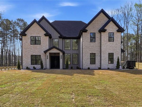 2196 Old Fountain Road , Lawrenceville, GA 30043