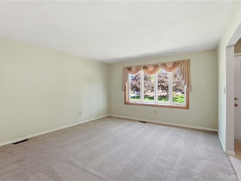 152 Lake Forest Drive, West Carrollton, OH 45449 Photo 13