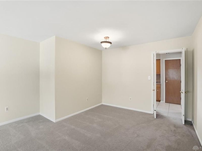 152 Lake Forest Drive, West Carrollton, OH 45449 Photo 15