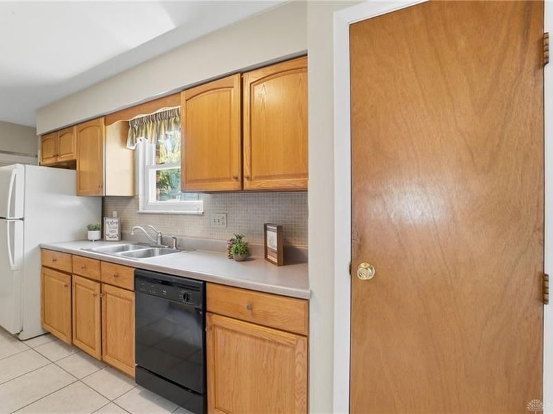 152 Lake Forest Drive, West Carrollton, OH 45449 Photo 20