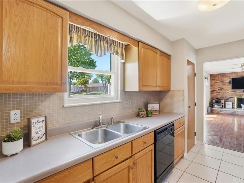 152 Lake Forest Drive, West Carrollton, OH 45449 Photo 22